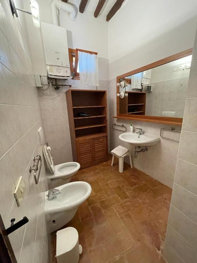 Casa Dei Lecci Apartment Foligno Luaran gambar