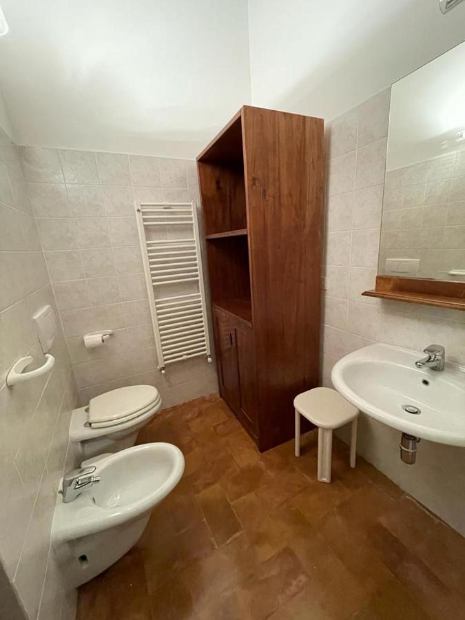 Casa Dei Lecci Apartment Foligno Luaran gambar