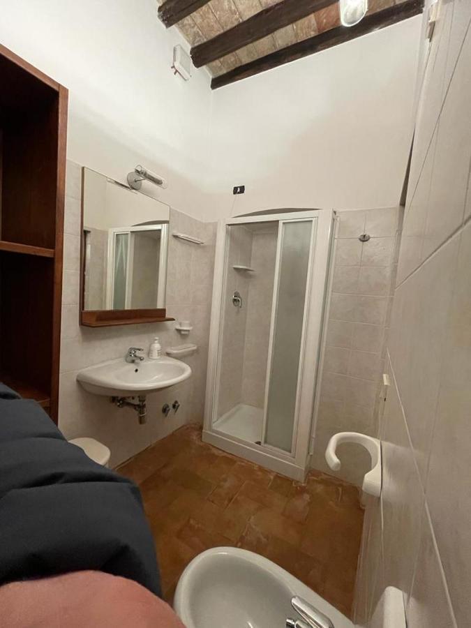 Casa Dei Lecci Apartment Foligno Luaran gambar