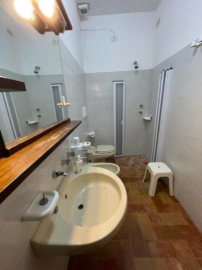 Casa Dei Lecci Apartment Foligno Luaran gambar