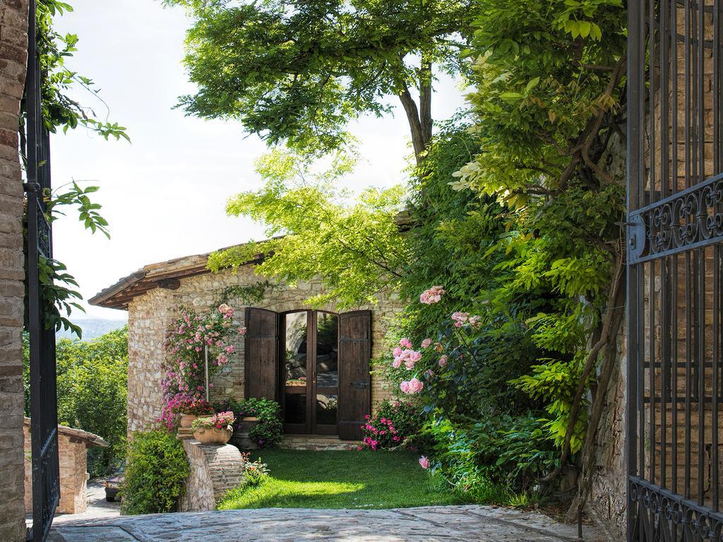 Casa Dei Lecci Apartment Foligno Luaran gambar