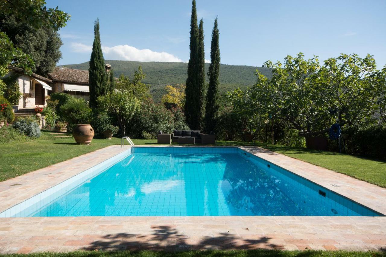 Casa Dei Lecci Apartment Foligno Luaran gambar