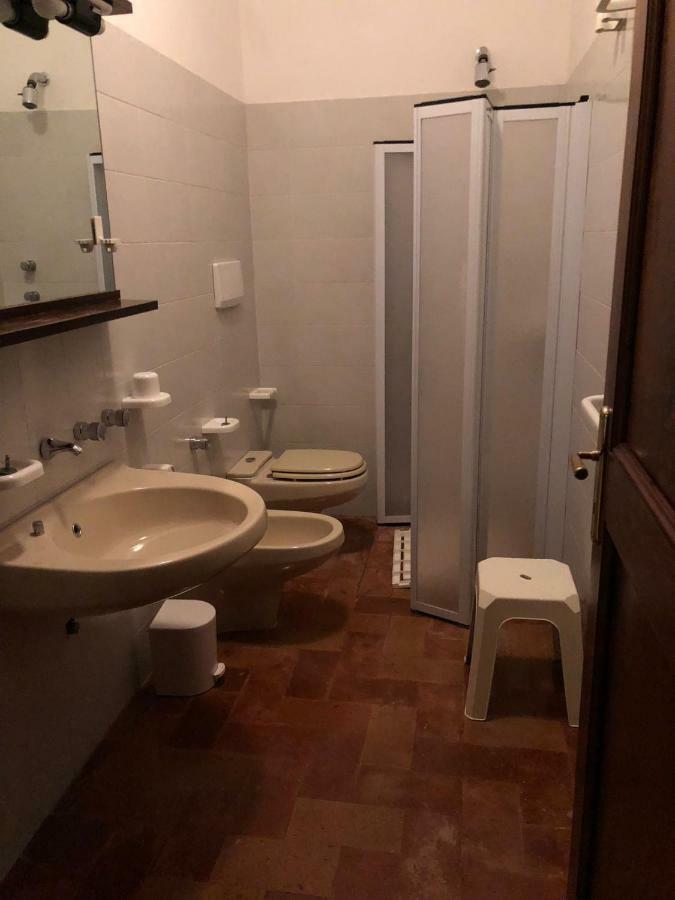 Casa Dei Lecci Apartment Foligno Luaran gambar