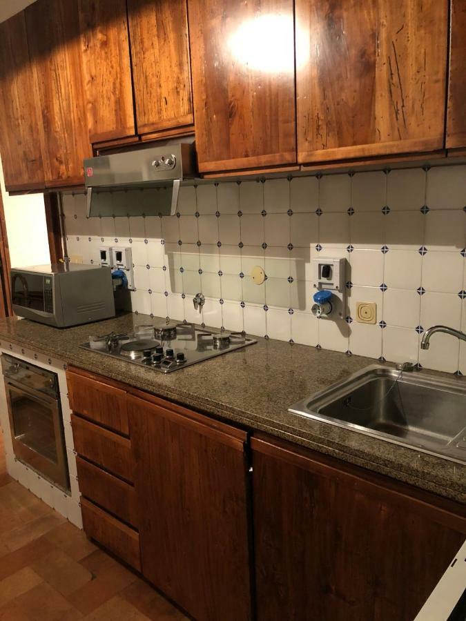 Casa Dei Lecci Apartment Foligno Luaran gambar